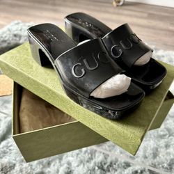 • Gucci Mules • Size 37