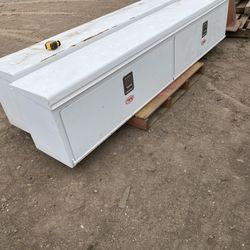 Steel top mount toolbox