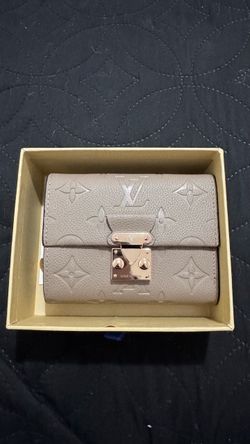 Beige wallet lv