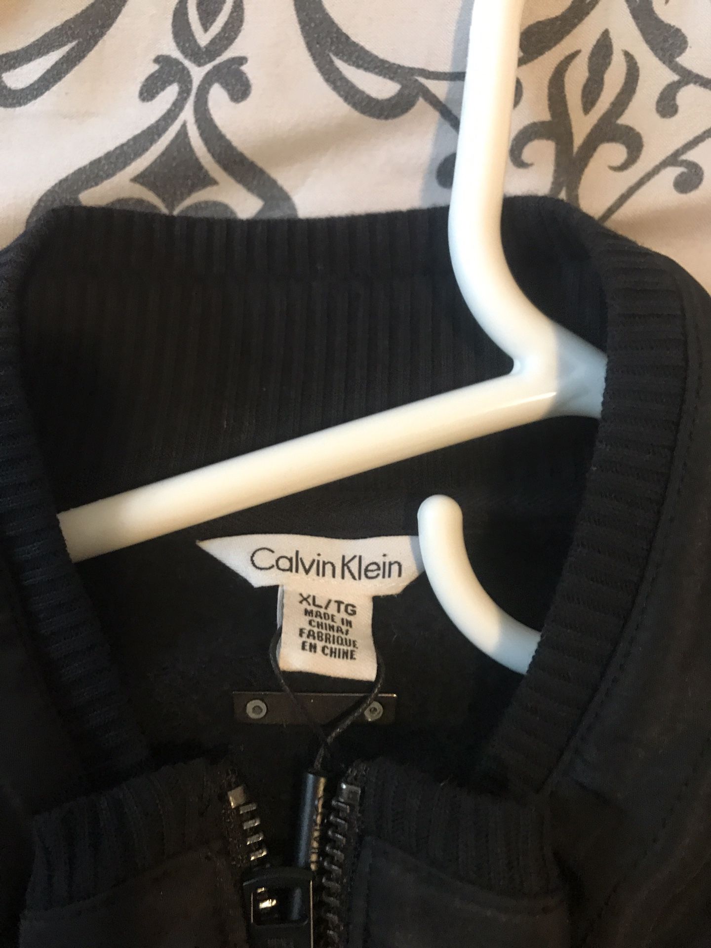 Burberry/Hudson/ Calvin Klein