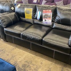 Easy To Clean Sofa/Love 