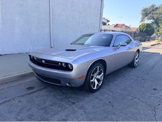 2015 dodge challenger SXT Plus
