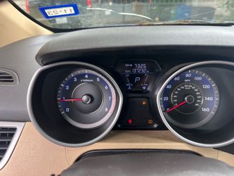 Hyundai Elantra 2013