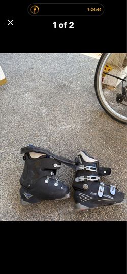 Used. Snowboard boots
