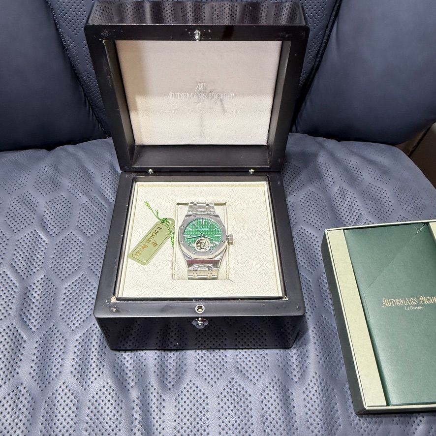 Audemars Piguet Royal Oak 41mm Green Stainless Steel.
