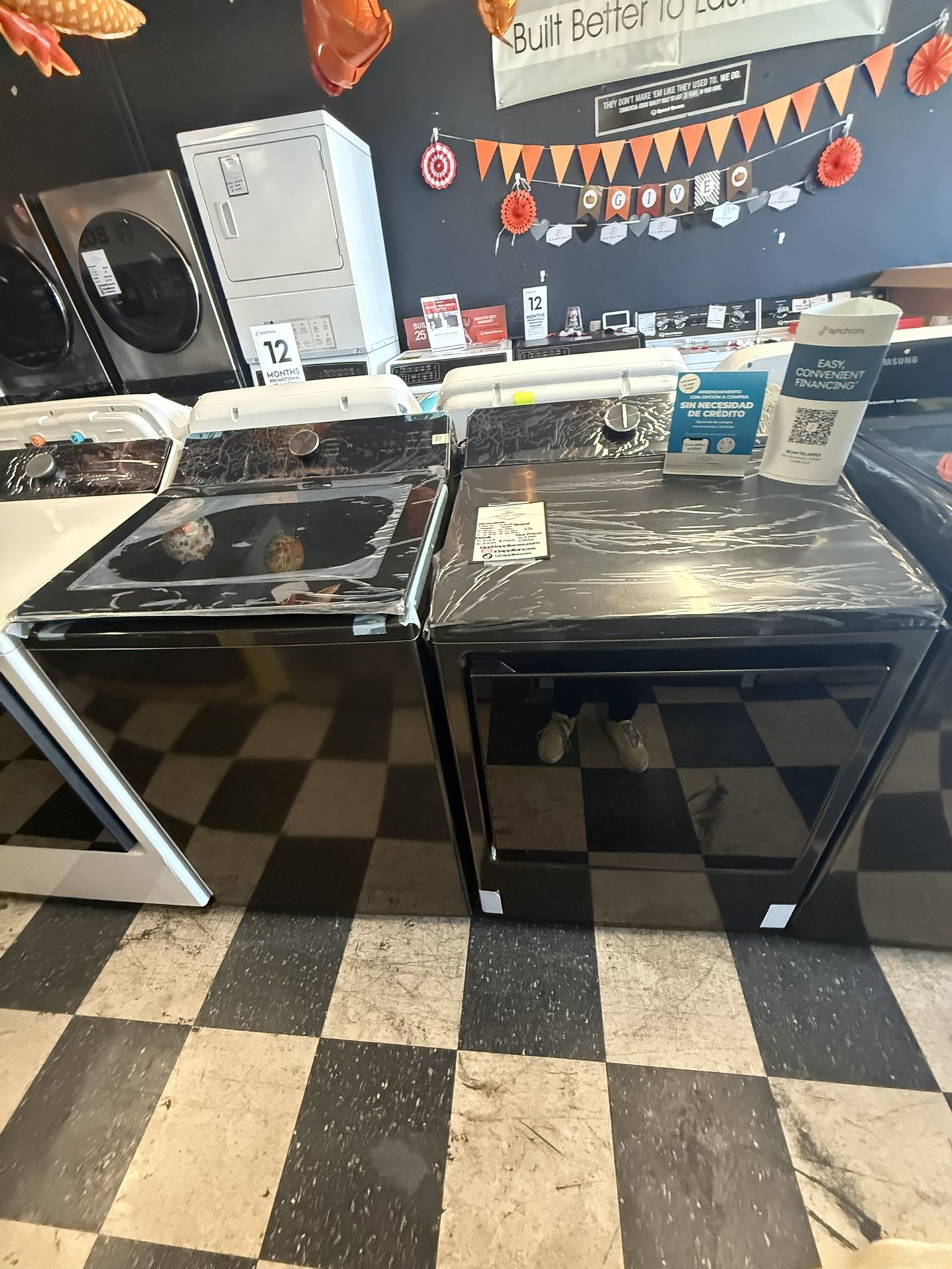 LG Washer And Dryer Set In Black ☃️🍁