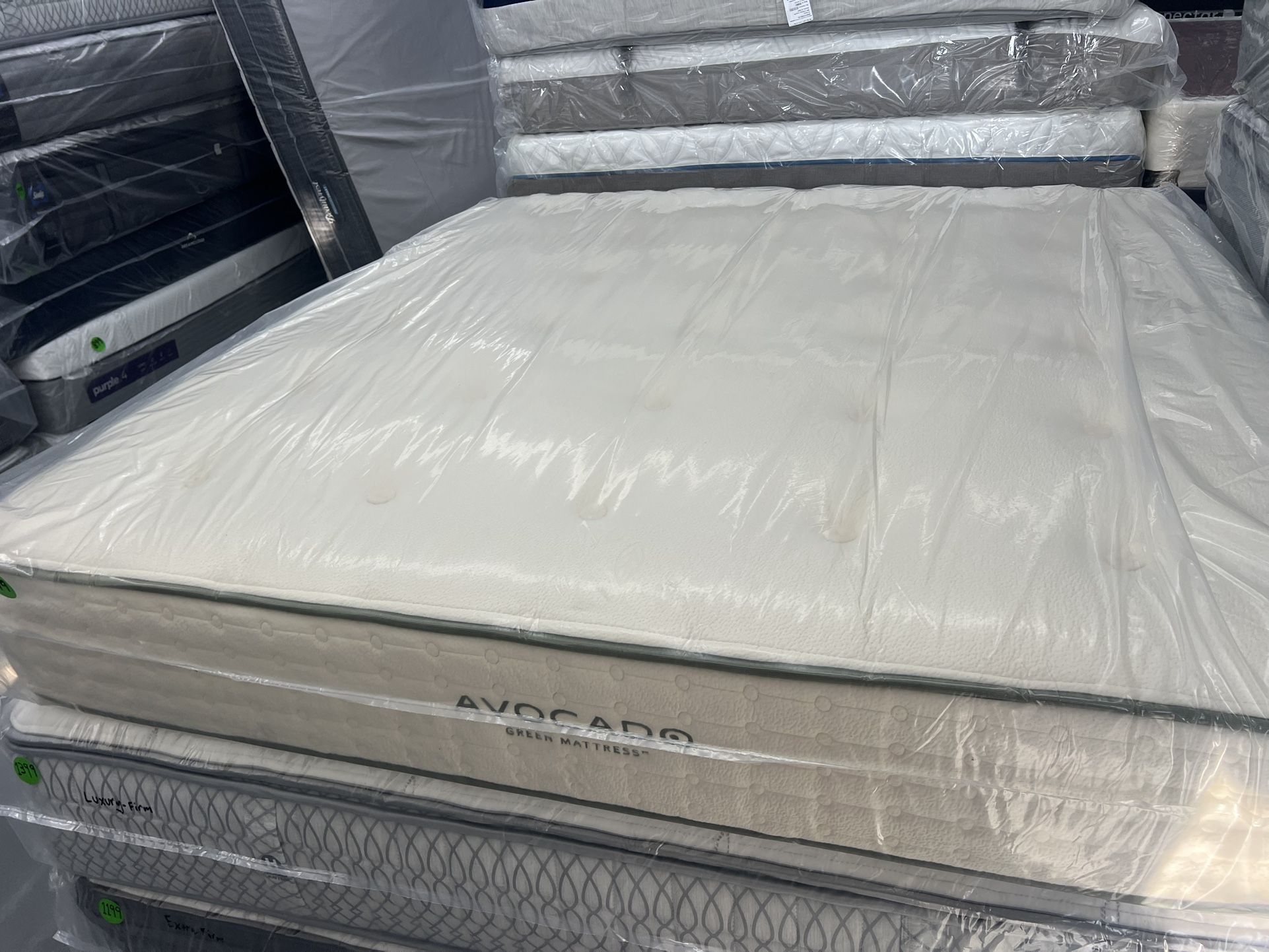 KING SIZE AVOCADO MATTRESS & BOX SPRINGS BED SET