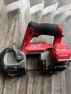 Milwaukee bandsaw