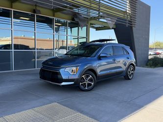 2024 Kia Niro Plug-In Hybrid