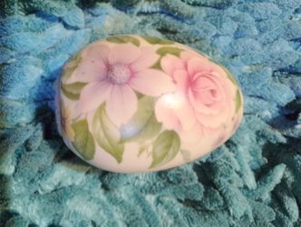 EGGZAKLY PORCELAIN EGG ROSE DECORATIVE EGG