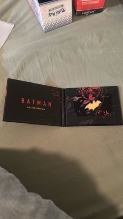 AGORO Batman Pure gold collectible