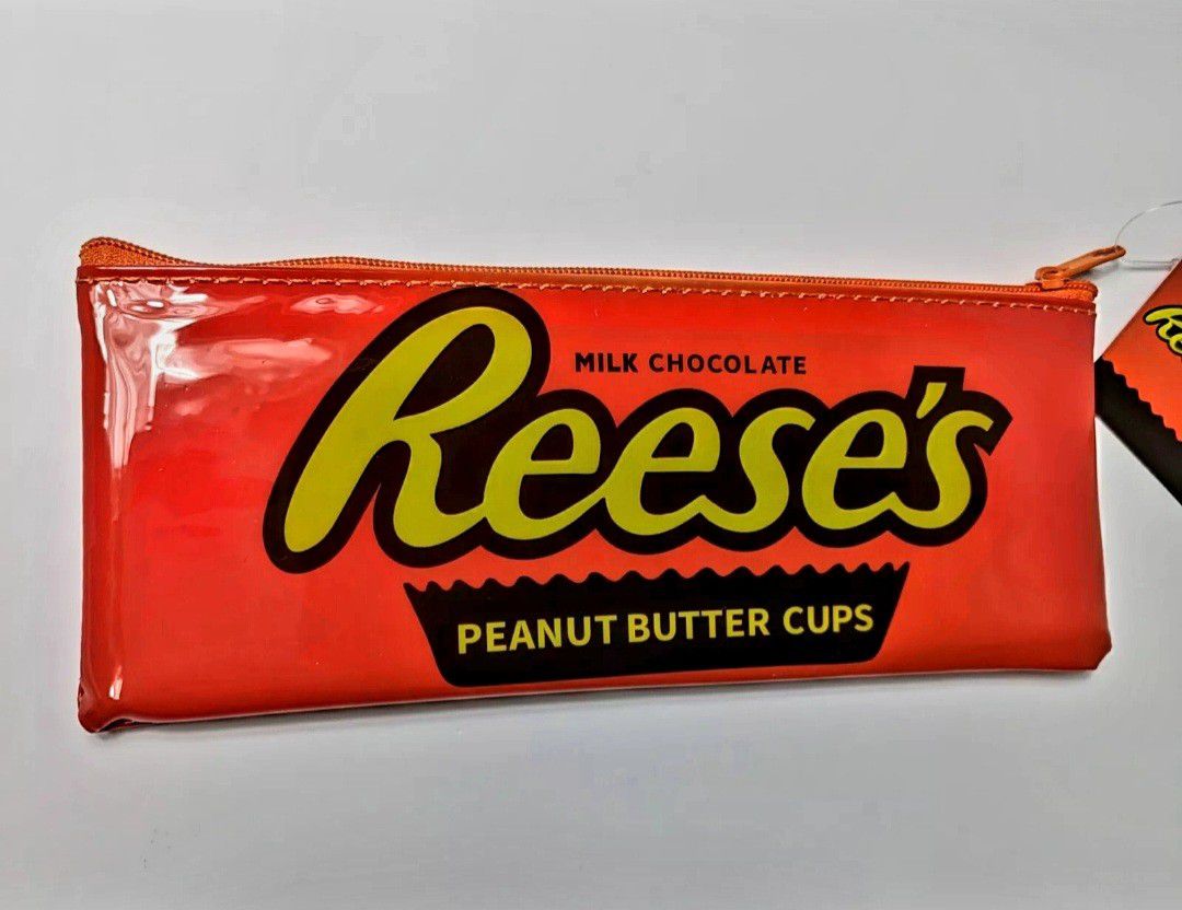 Reese’s Peanut Butter Cup Zipper Pouch
