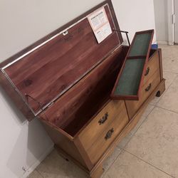 Chest Virginia Maid Lane Chest 
