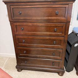 5 Drawer Dresser