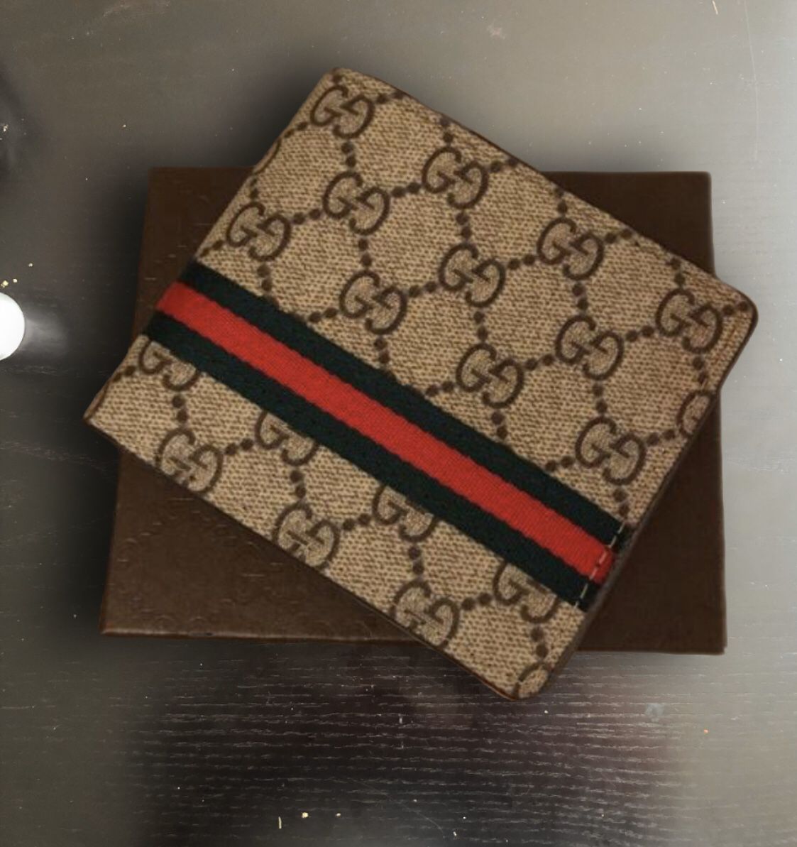 Tan Gucci “GG” wallet