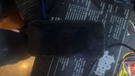 iPhone 16 read description