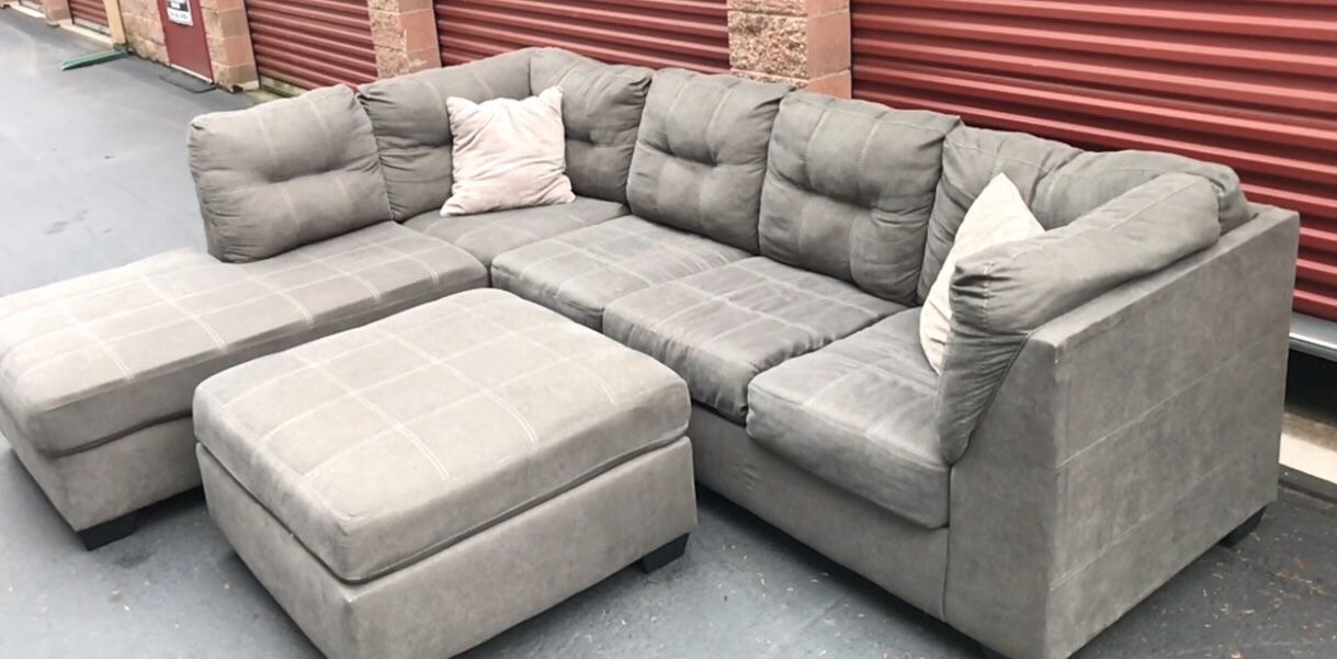 Absolutely amazing grey sectional couch