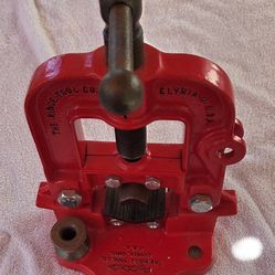 VISE Rigid pipe Vise