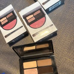 Bobbi Brown Limited Edition eye pellet and blush. Brand new sealed. Inbox. Thank you so much.