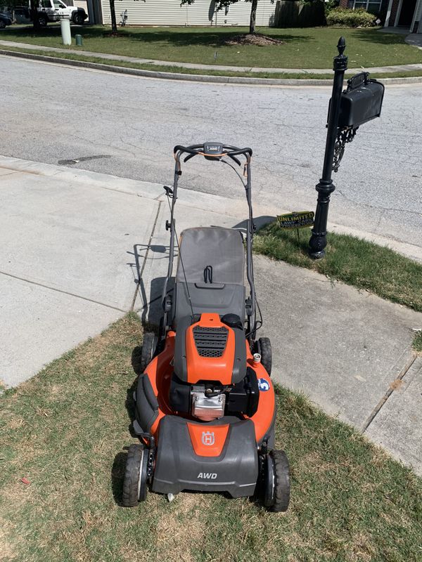 Husqvarna AWD Self Propelled Lawn Mower With Honda Engine for Sale in