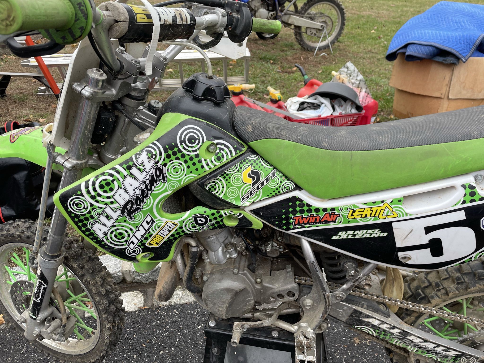 kawasaki 65 dirt bike