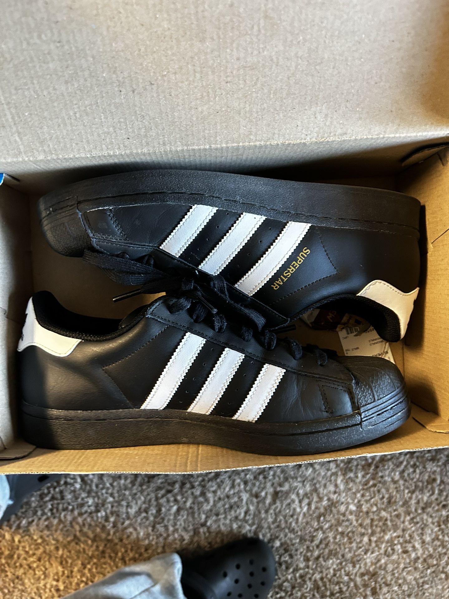 Adidas Super Stars Size 8 MENS