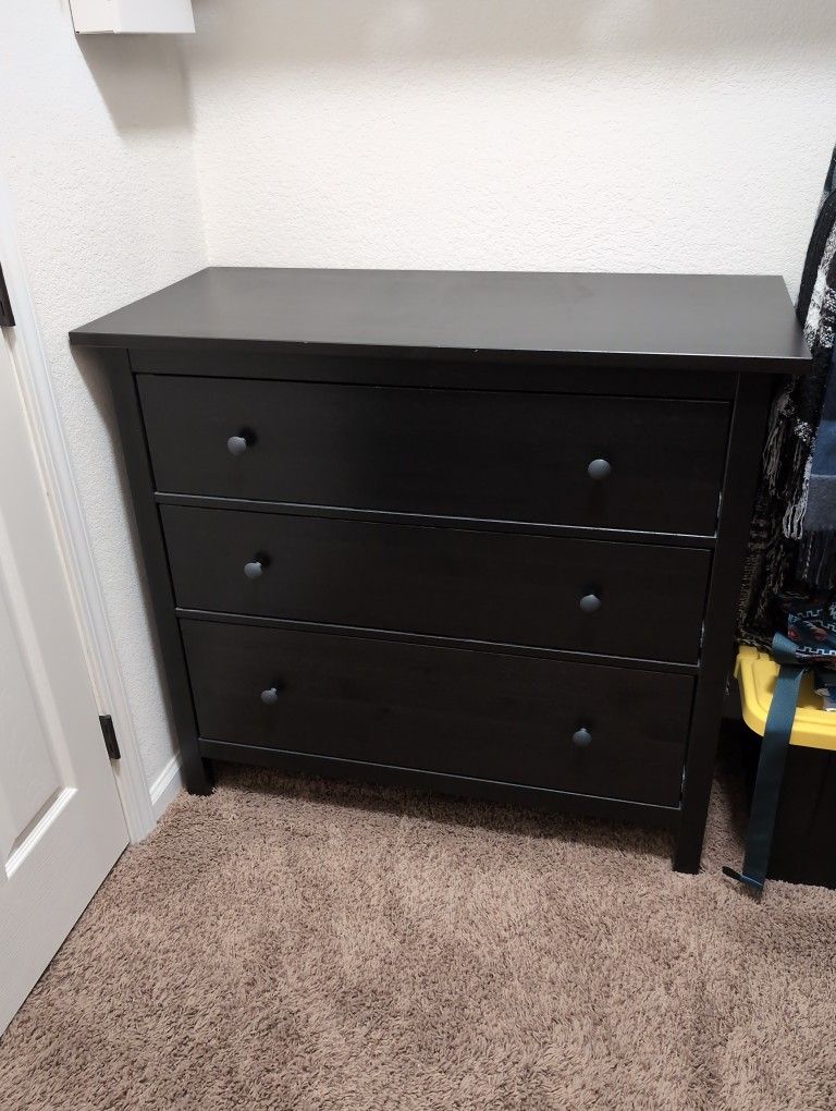 IKEA Hemnes Dresser