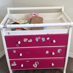 Dresser 