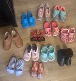 Girl Toddler Shoes size 8 & 9C 12 Pairs , selling the bundle together