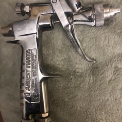 Anest Iwata LPH-80 Spray Gun W/ attachments