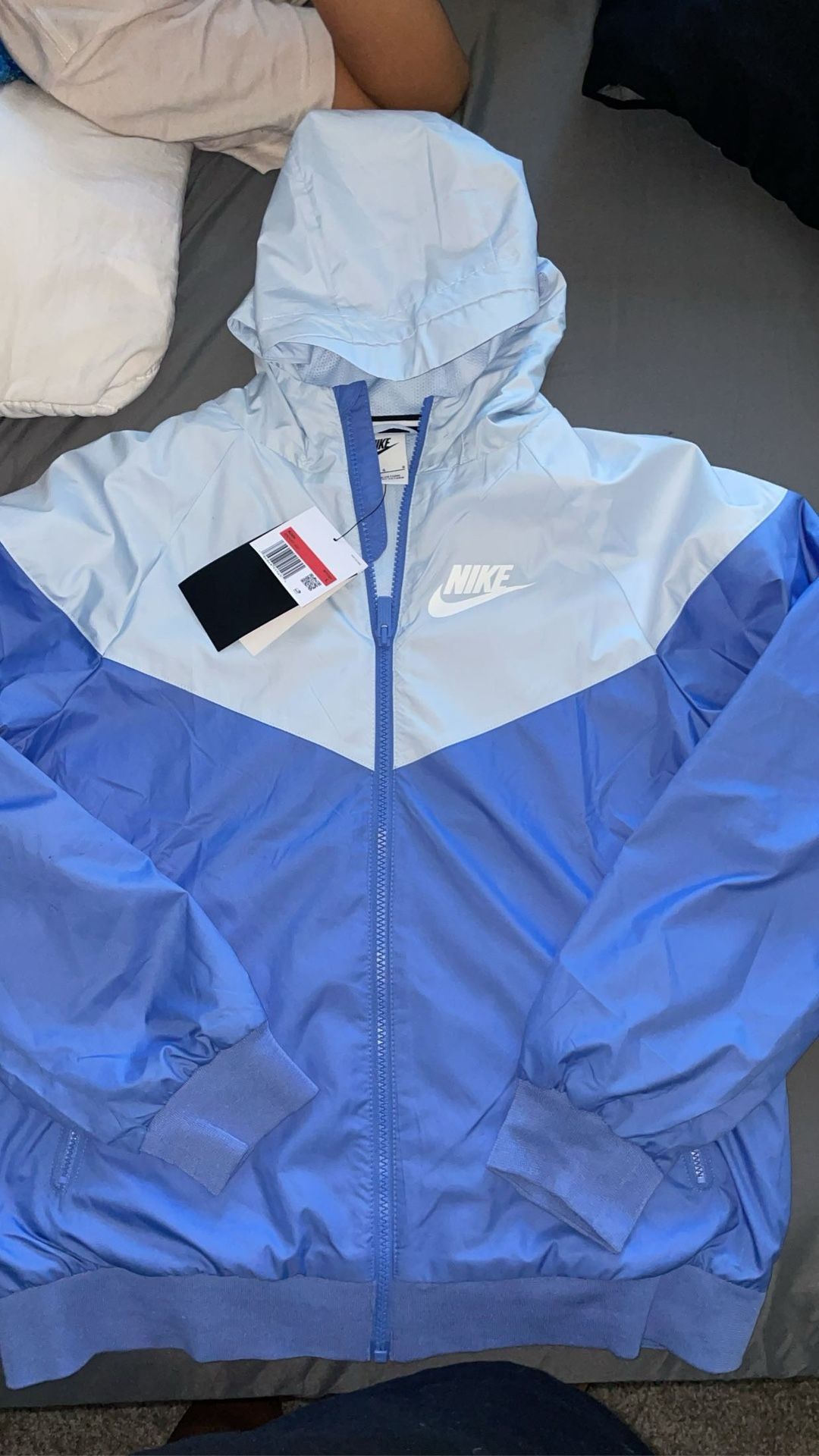 Youth L Nike Windbreaker Jacket