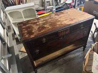 Dresser