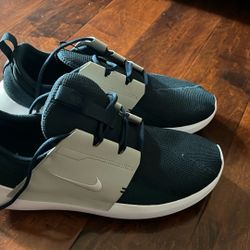 Men's Nike Shoes Size 14