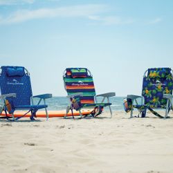Tommy Bahama Beach Chair - Like New