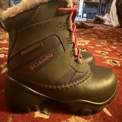 Kids Columbia Snow Boots 
