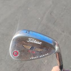 Golf Clubs! Titleist Vokey SM 52 Degree Wedge!