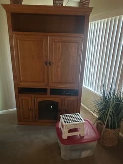 Entertainment Center – $150 – East Highland
