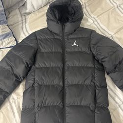 Jordan Puffer Size Small 