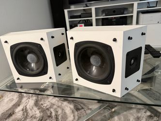 Mirage OM-R2 White Surrounds
