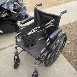Wheel Chair Basically Brand New 100$