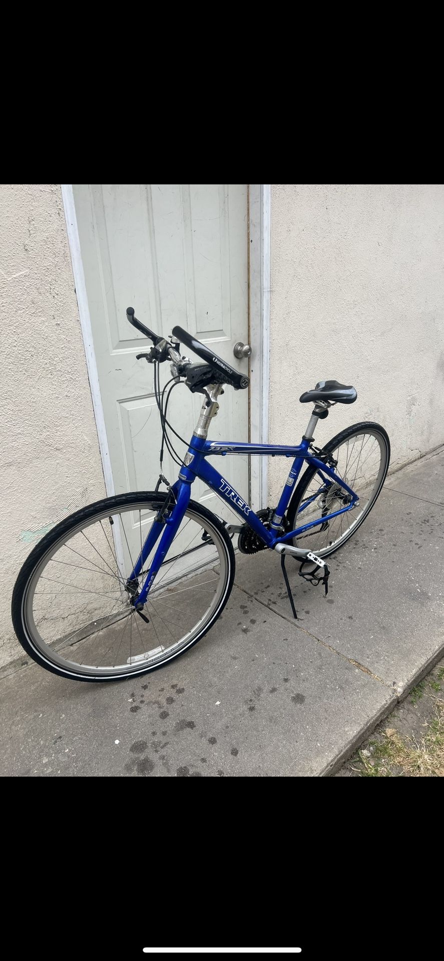 TREK ALUMINUM BIKE SIZE 26