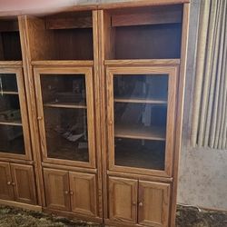 Oak Barn Hutch Solid Oak Excellent Condion  3piece Set ( Each Piece Is 2feet In Width