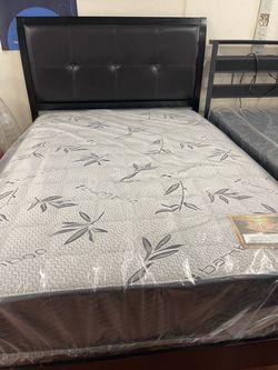 Nice Full size bed frame, with new mattress included