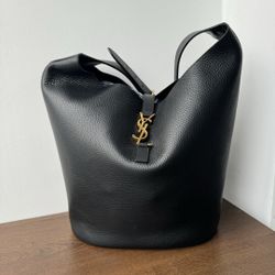 Women's classic bucket bag
