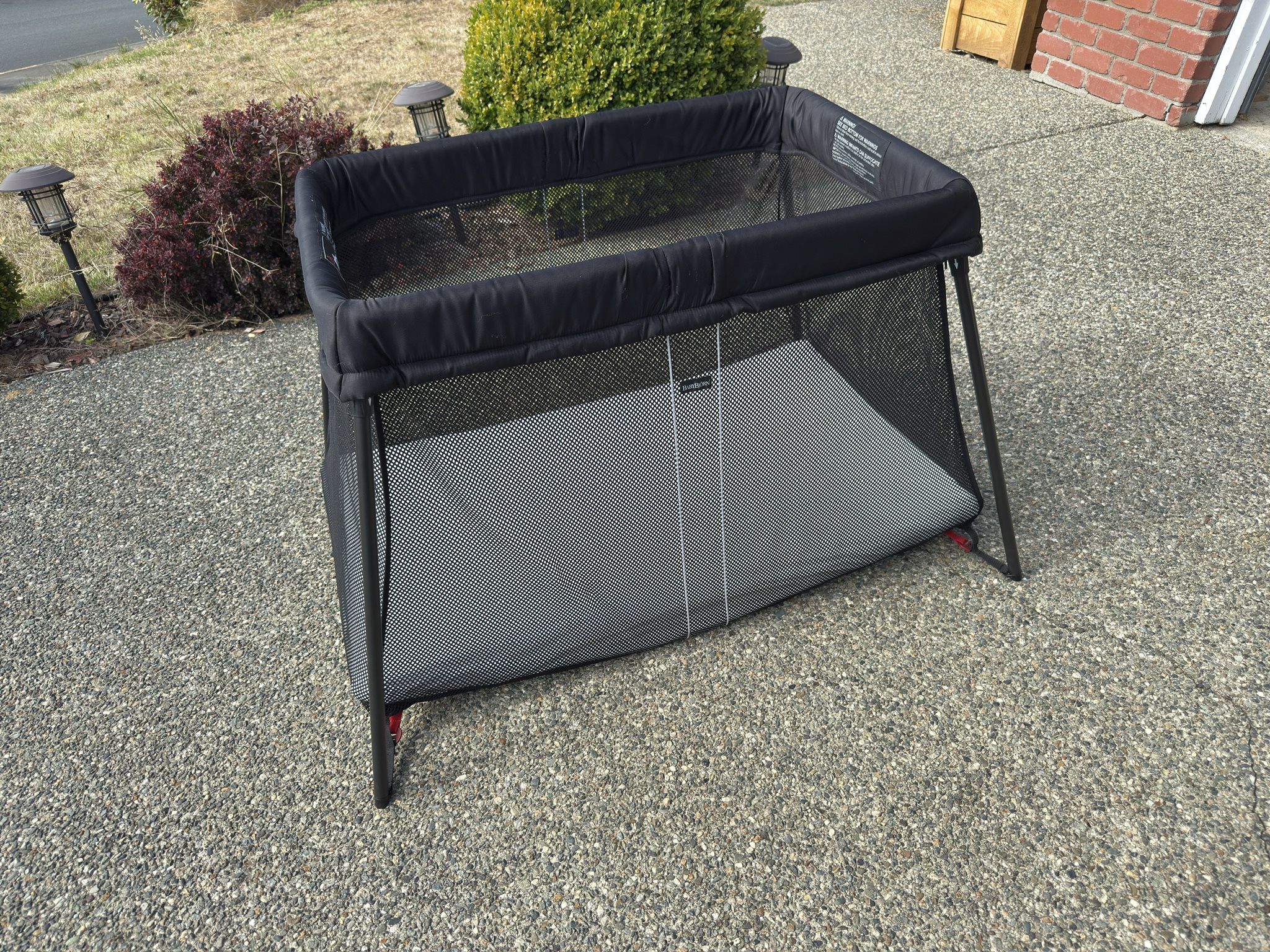 Baby Bjorn Travel Crib Light 