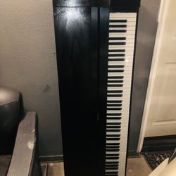 Korg Concert 5000 Digital Piano