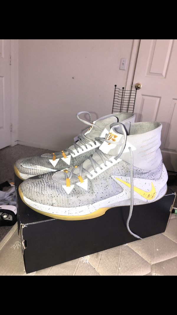 Draymond green basketball shoes for Sale in Las Vegas, NV ...