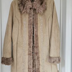 NEW - Winter Coat, Suede Like Material, Size L 