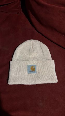 Brand new Carthart beanie ( pink)