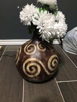 Flower vase